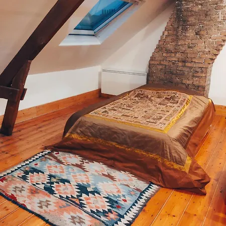 Jolie Maison En Bois Authentique