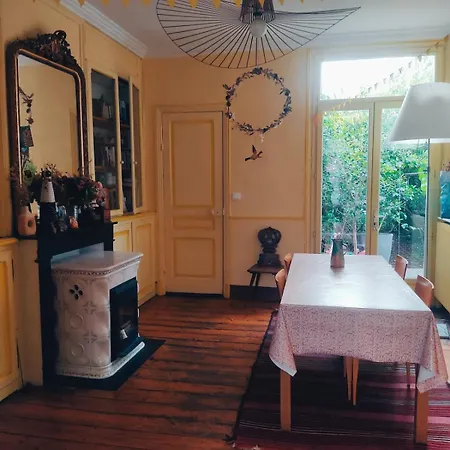 Casa de Férias Jolie Maison En Bois Authentique *