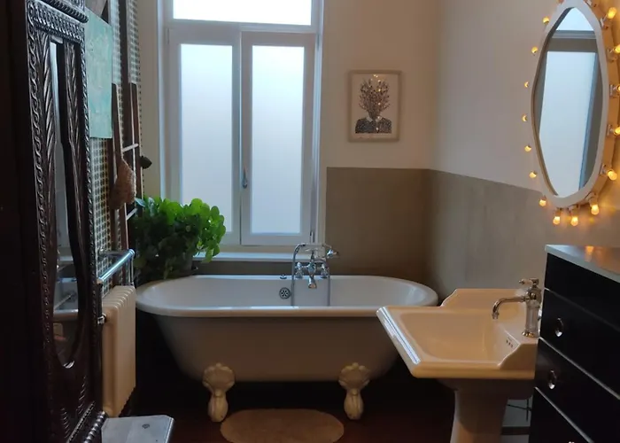 Jolie Maison En Bois Authentique * Dunkirk