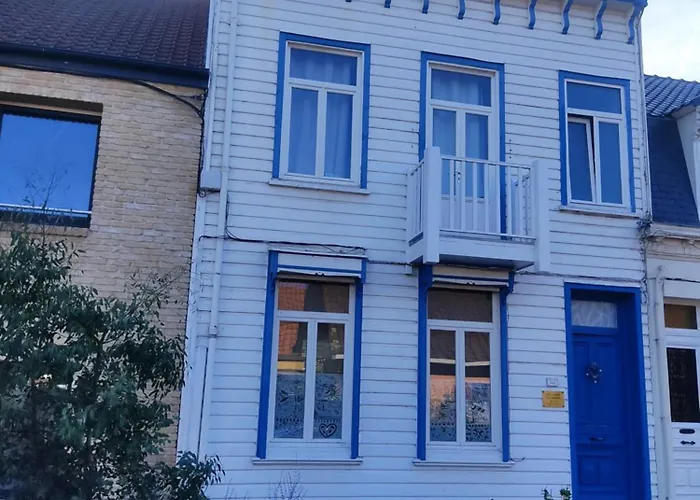 Jolie Maison En Bois Authentique Dunkirk
