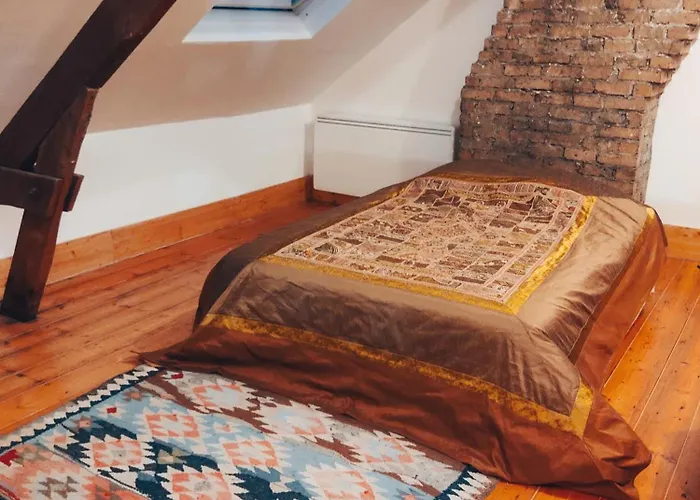 Jolie Maison En Bois Authentique