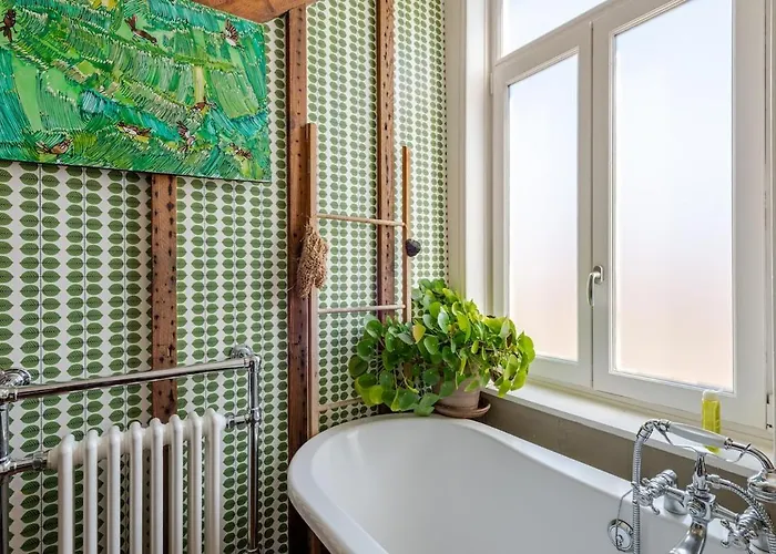 Jolie Maison En Bois Authentique